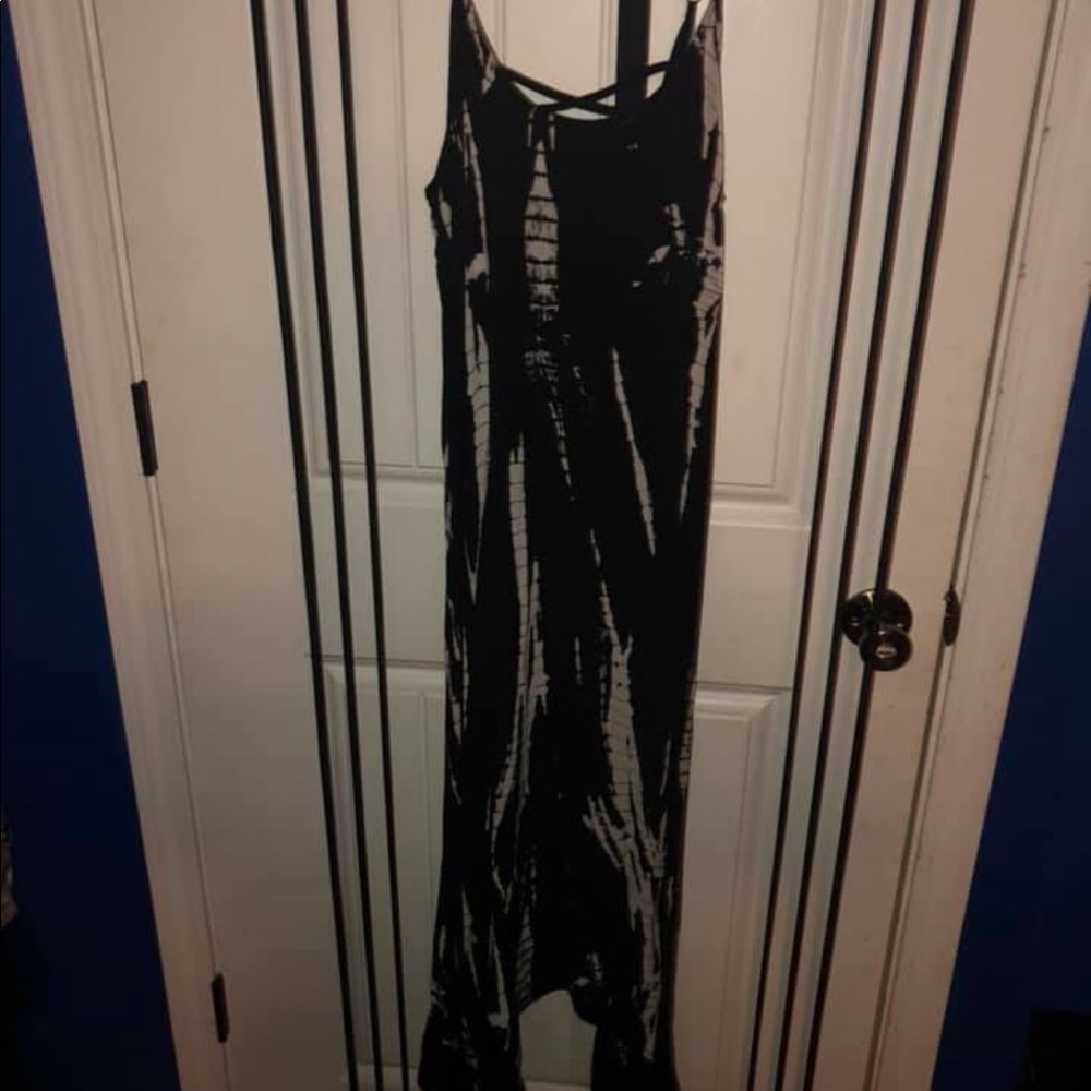 Black n whit maxi